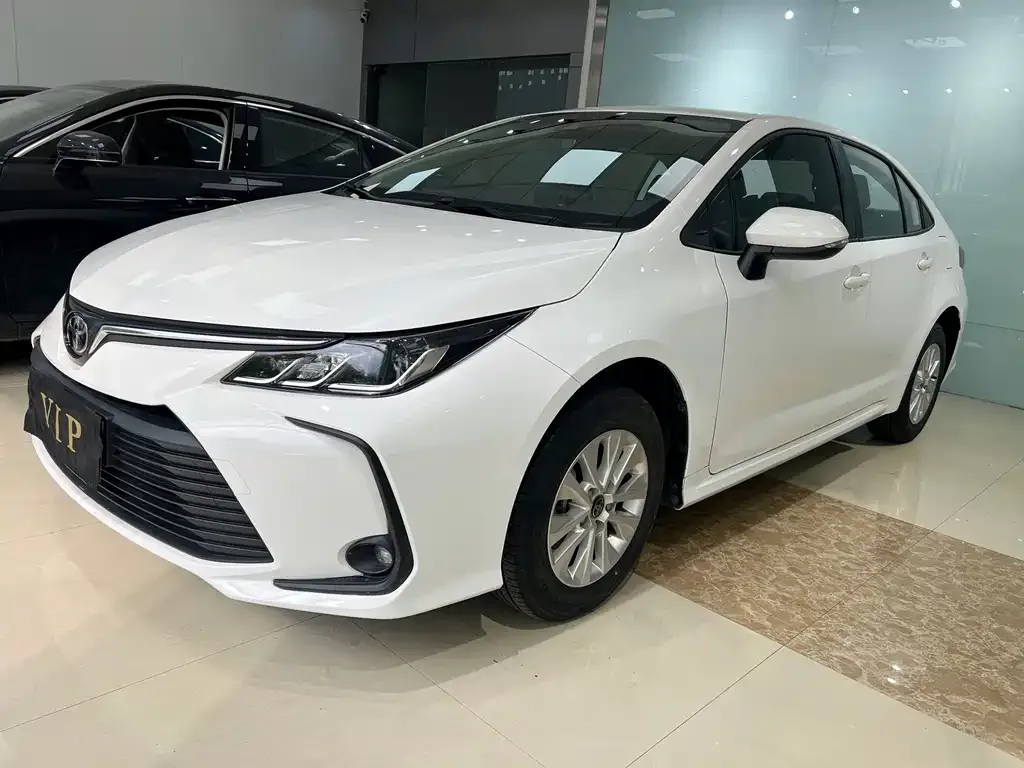 Toyota Corolla 2024 из CN, фото 2