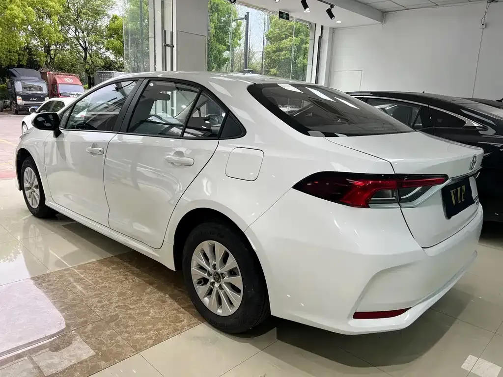 Toyota Corolla 2024 из CN, фото 7