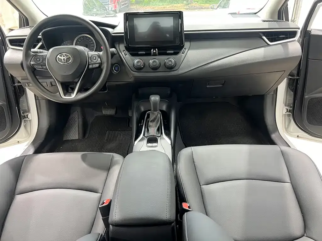 Toyota Corolla 2024 из CN, фото 3