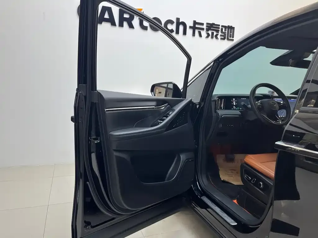 GAC Motor Trumpchi E9 — фото 5