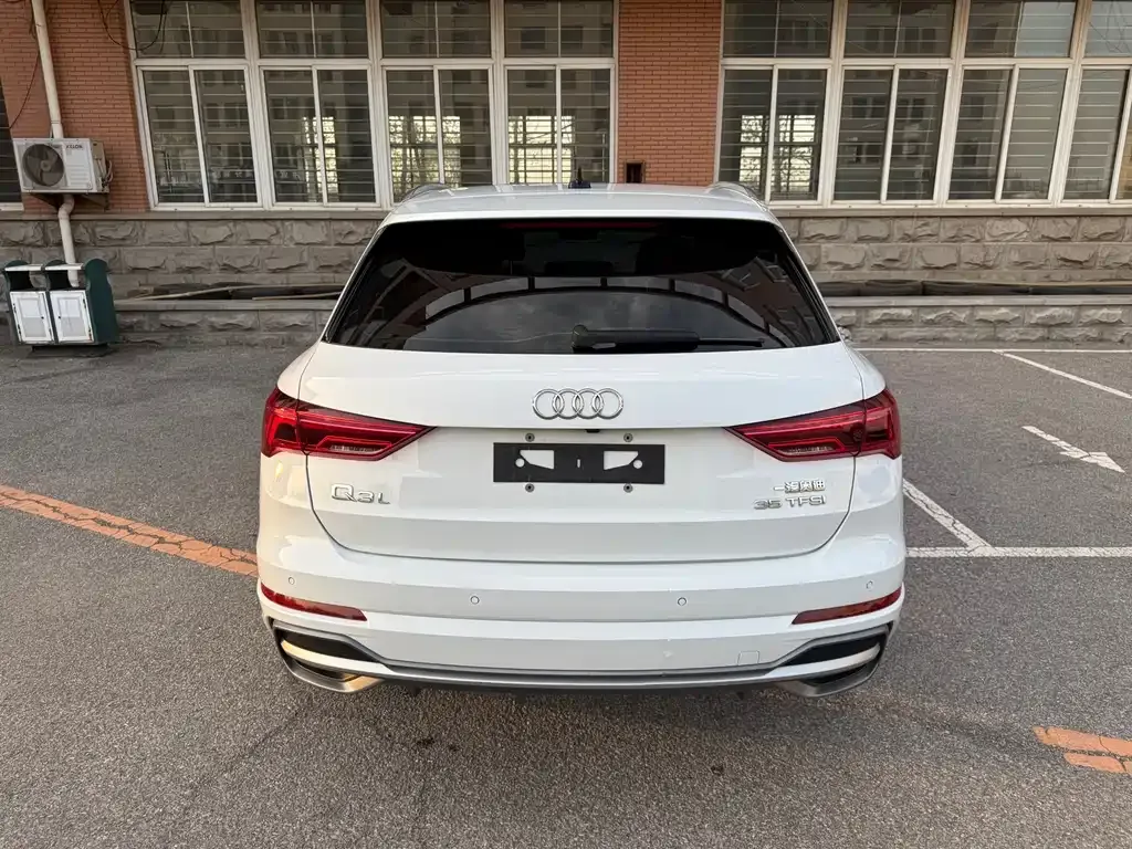 Audi Q3 — фото 5