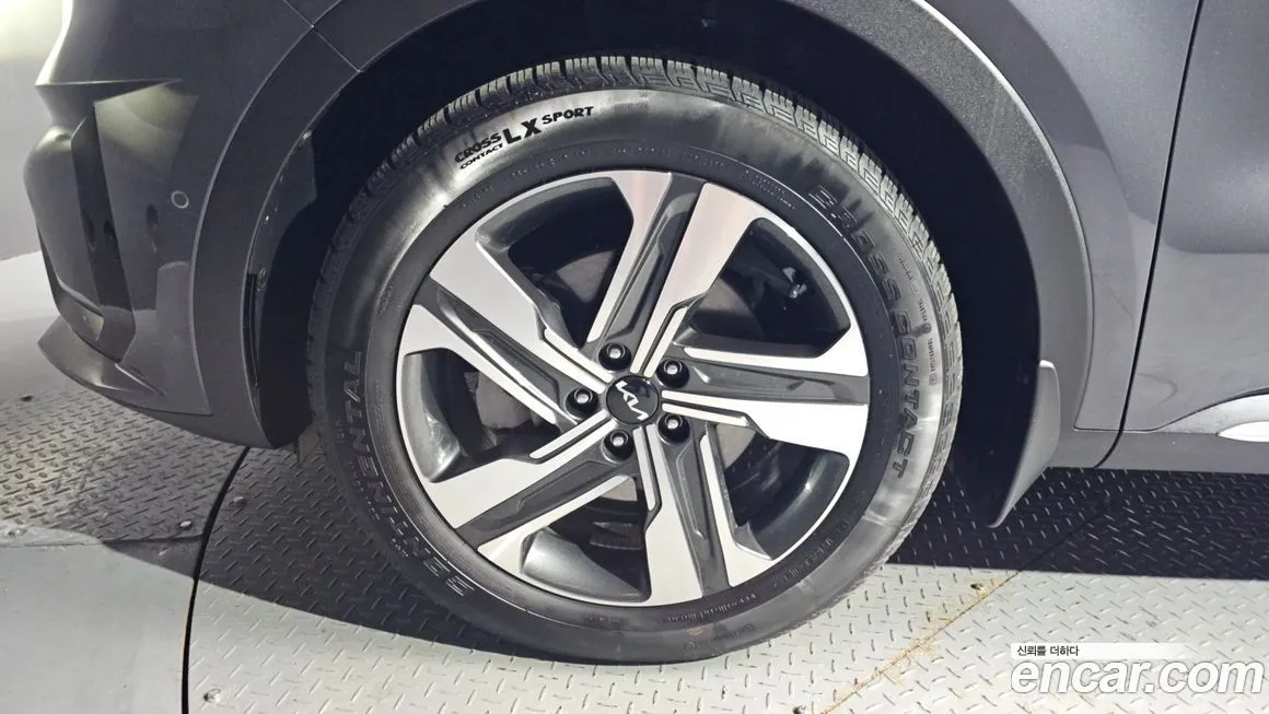 Kia Sorento — фото 10
