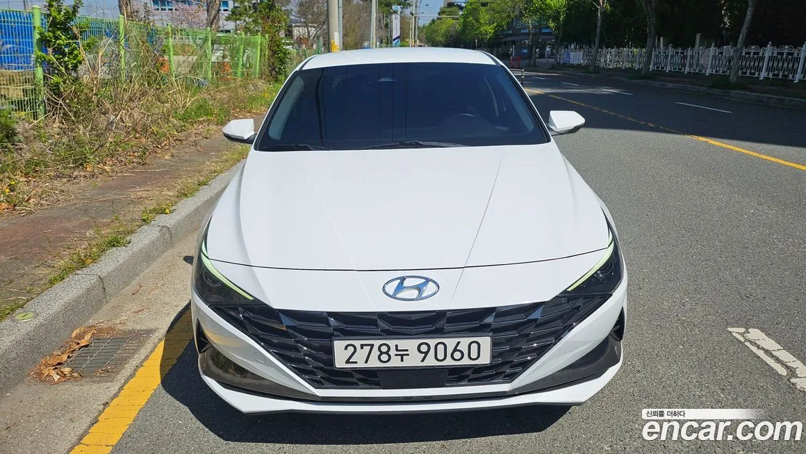 Hyundai AVANTE — фото 3