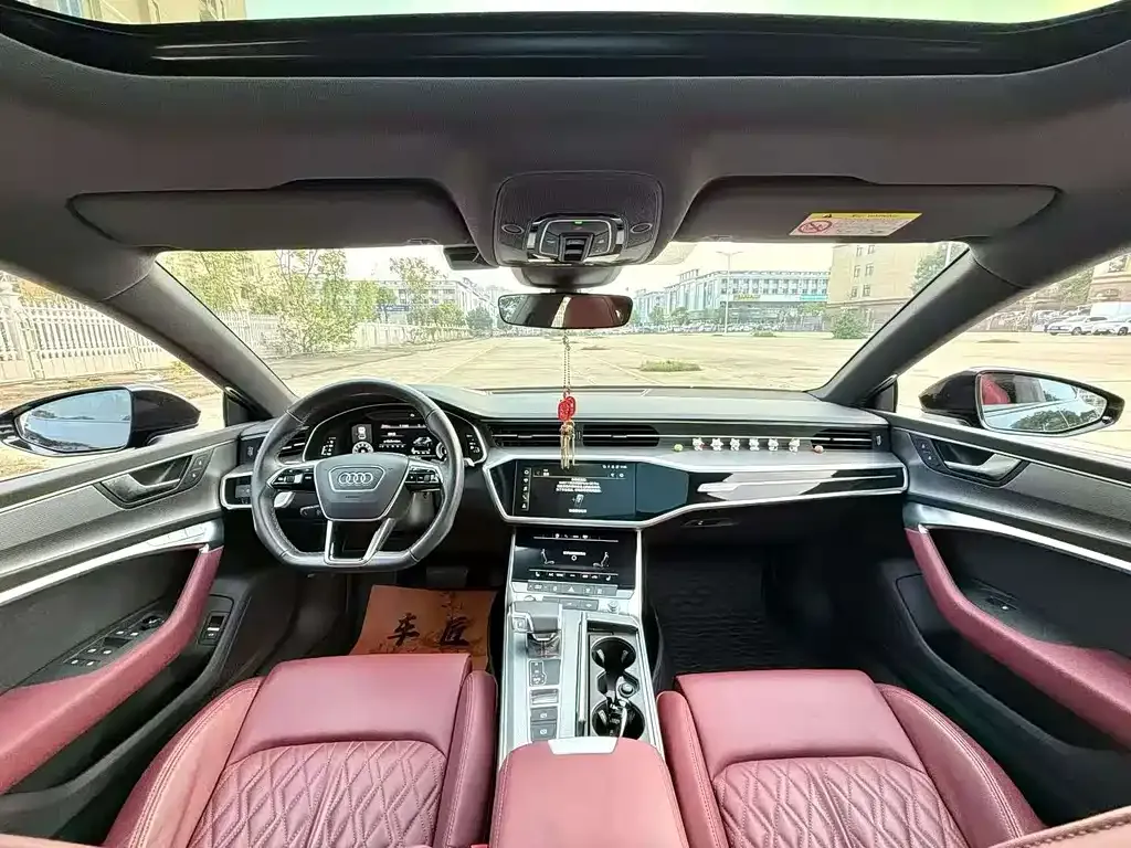 Audi A7L 2024 из CN, фото 2