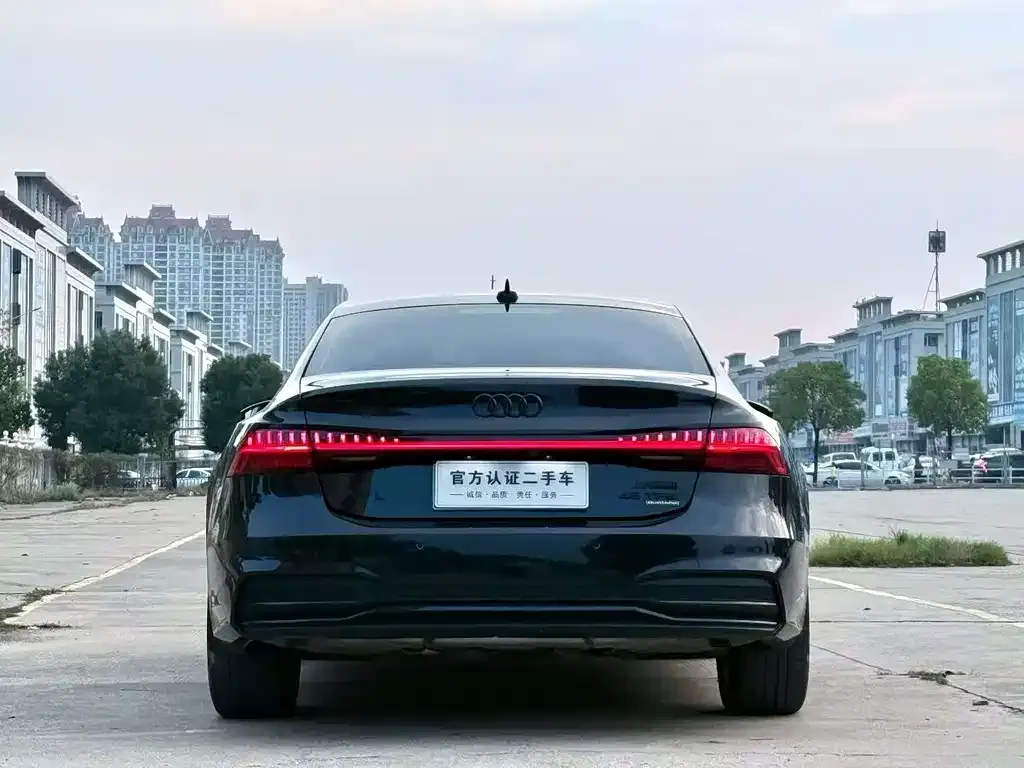 Audi A7L 2024 из CN, фото 3