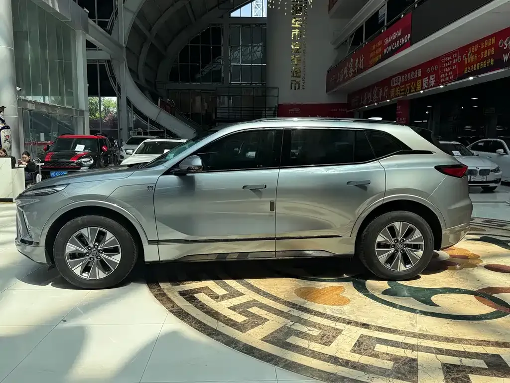 Buick E5 2023 из CN, фото 4