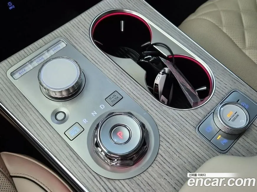 Genesis GV80 — фото 10