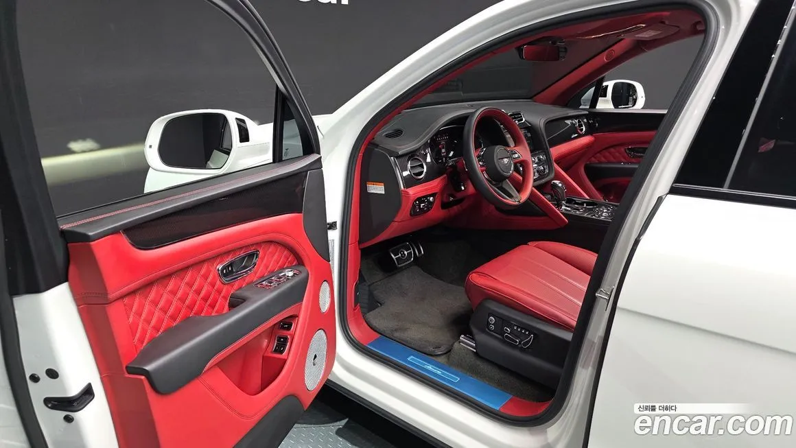 Bentley Bentayga 2023 из KR, фото 9