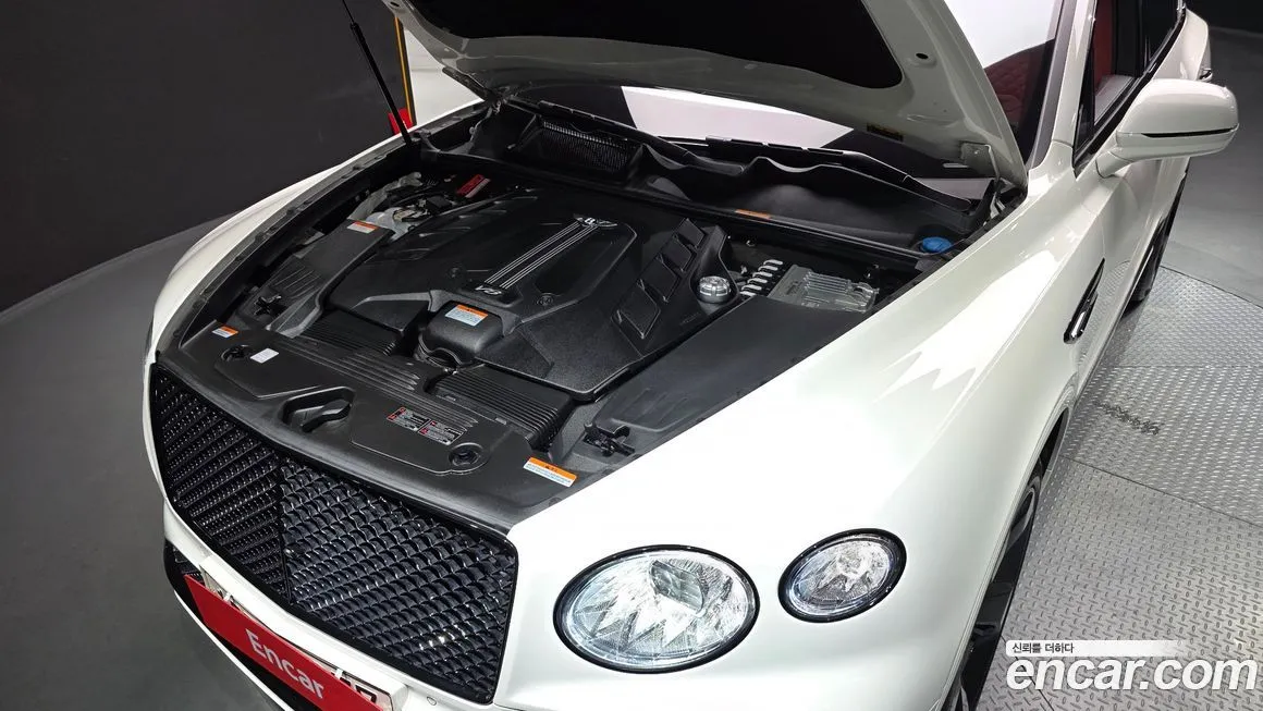 Bentley Bentayga 2023 из KR, фото 4
