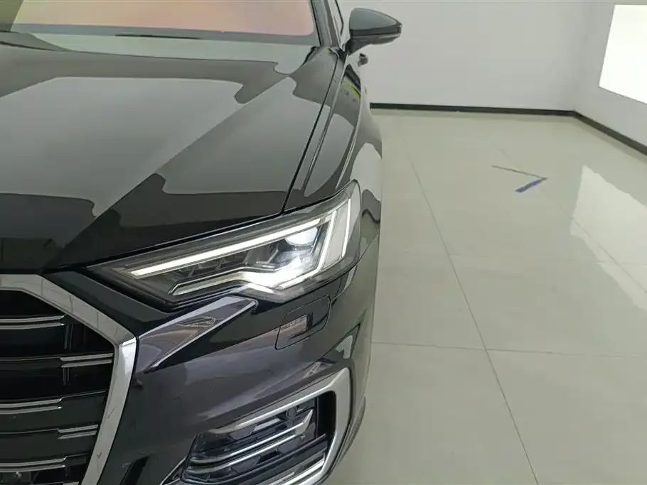 Audi A6L — фото 3