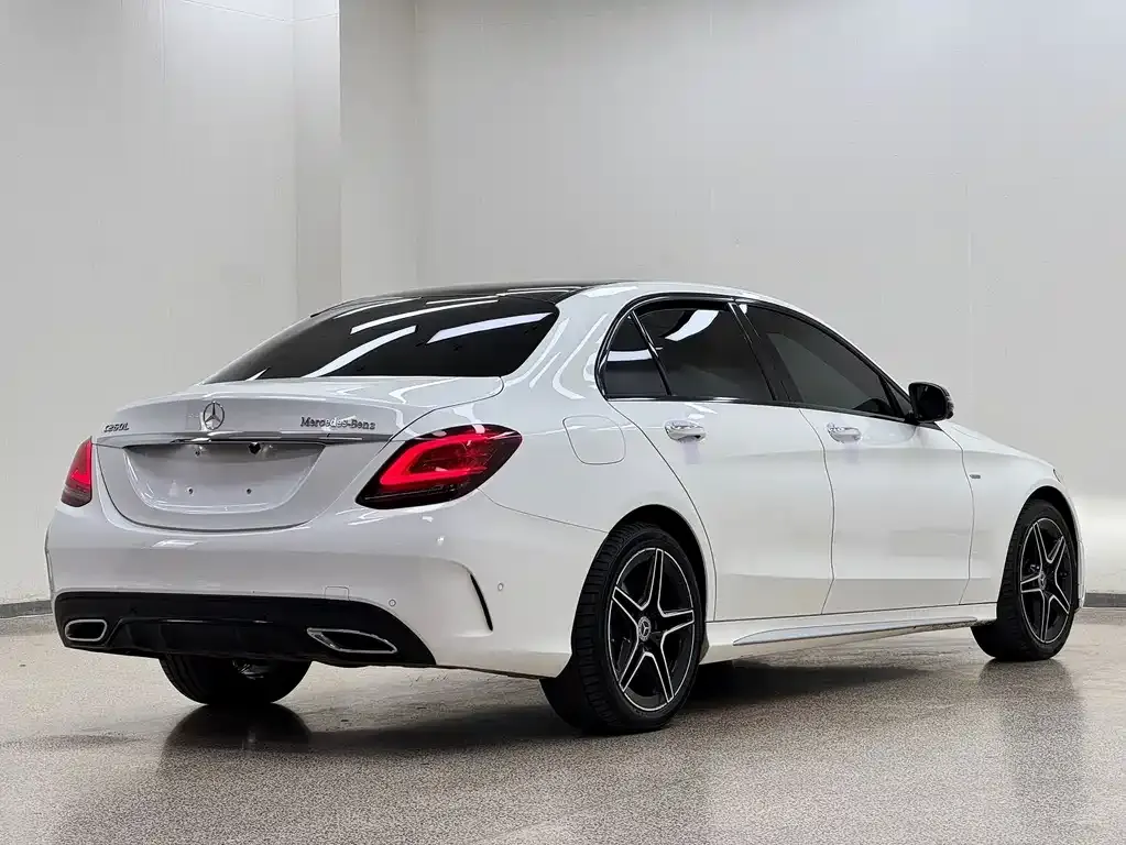 Mercedes-Benz C-Class — фото 5