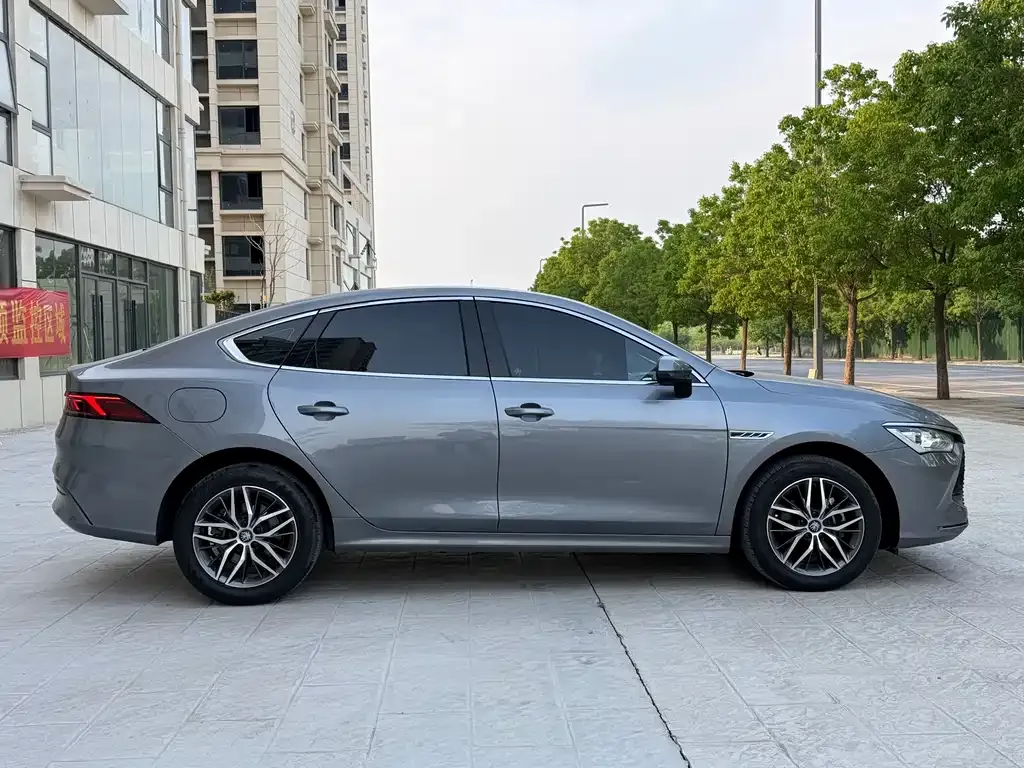 BYD Qin PLUS — фото 8