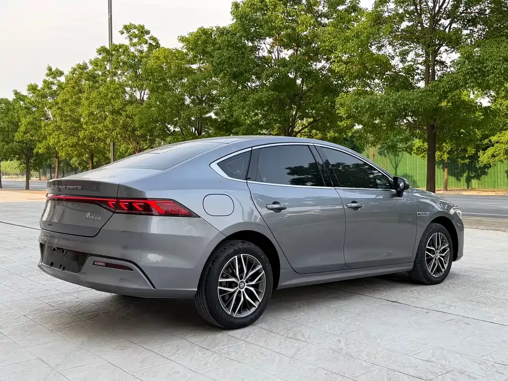 BYD Qin PLUS — фото 10