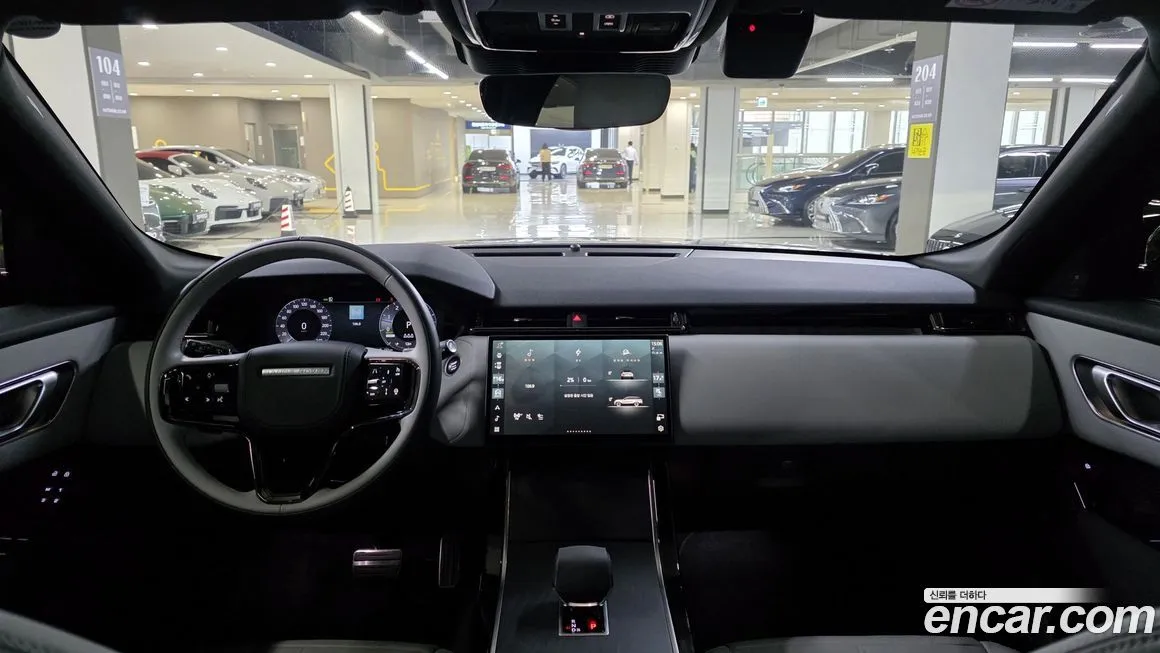 Land Rover Range Rover Velar 2024 из KR, фото 2