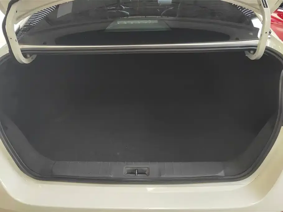 Nissan Sylphy — фото 3