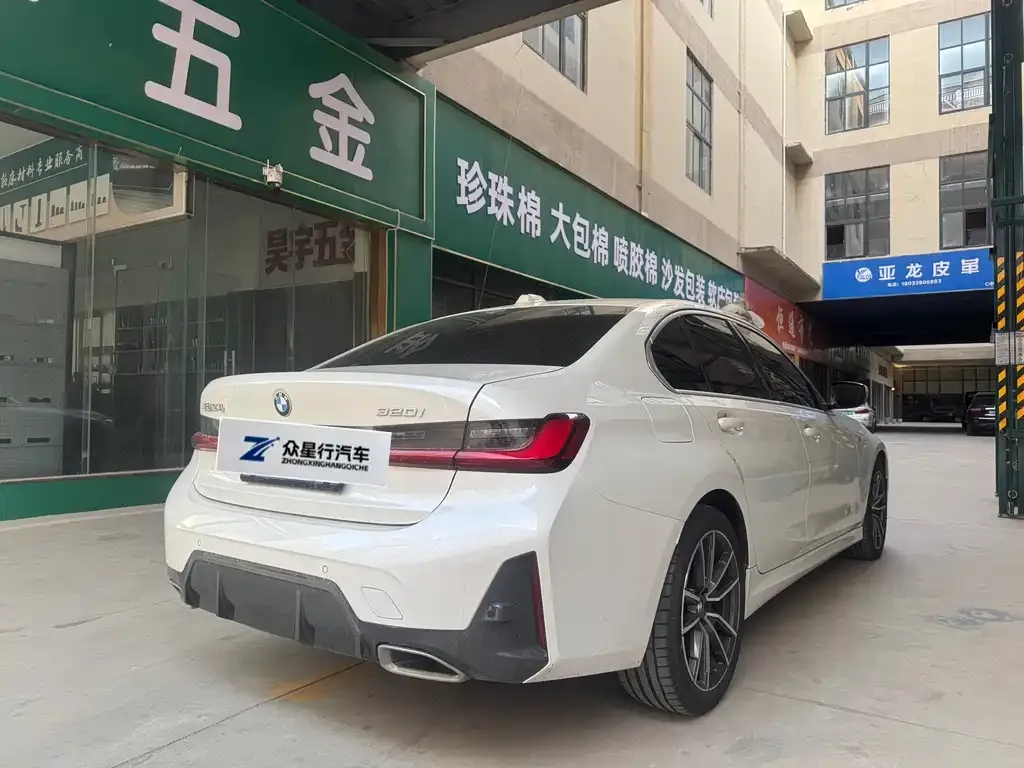 BMW 3 Series 2024 из CN, фото 8