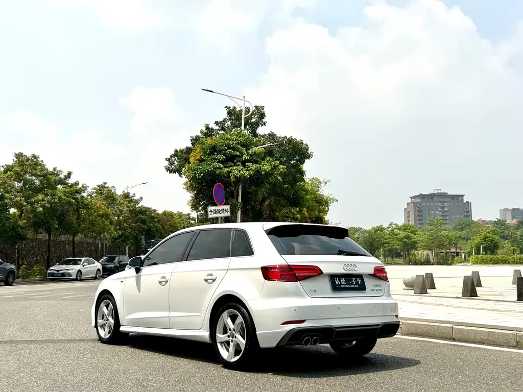 Audi A3 2021 из CN, фото 2