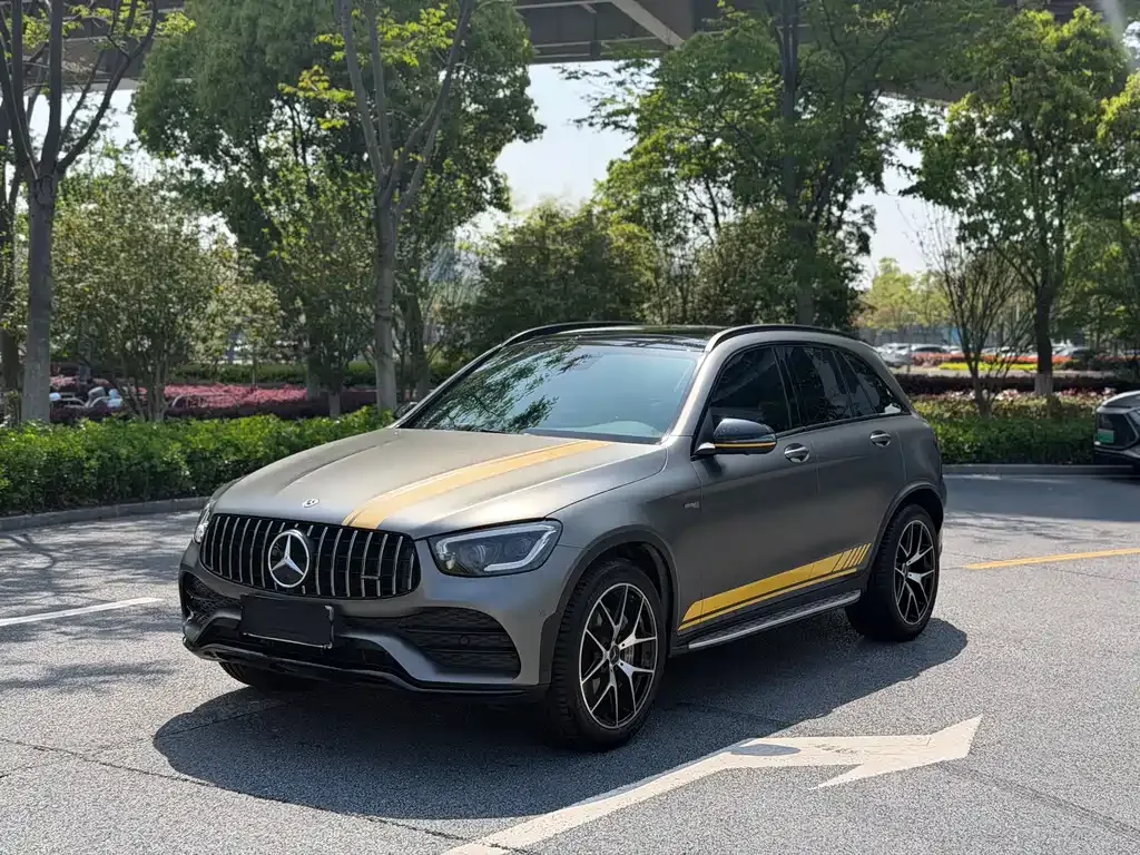 Mercedes-Benz GLC AMG