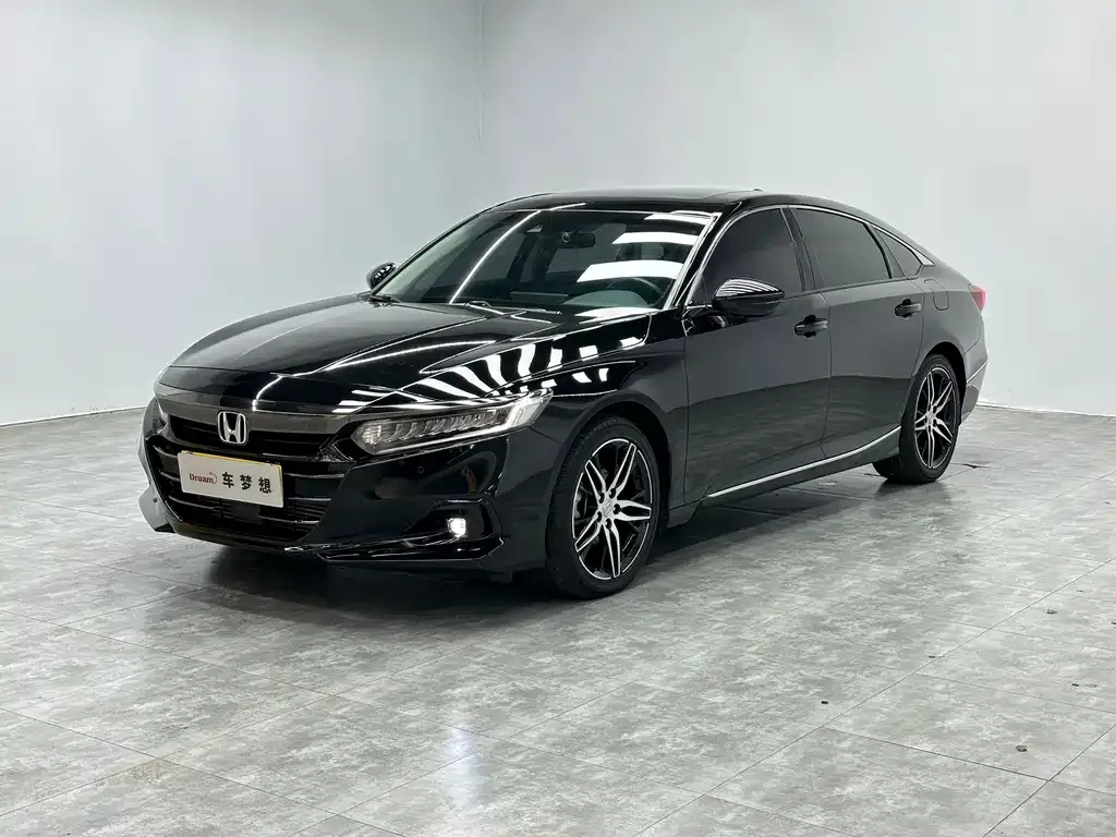 Honda Accord — фото 1