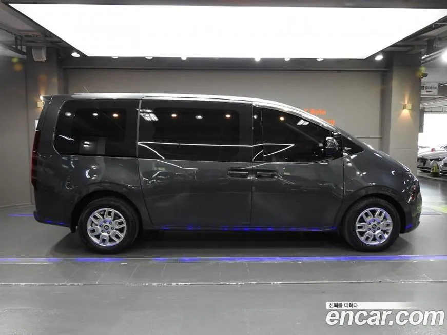Hyundai Staria — фото 4