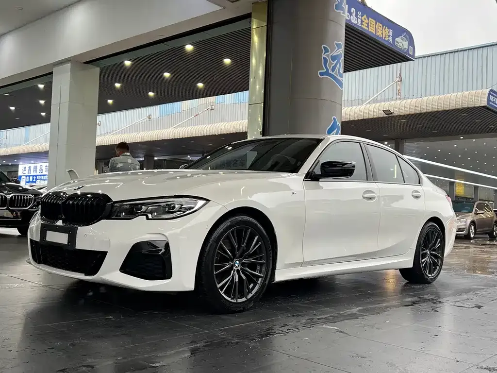 BMW 3 Series — фото 1