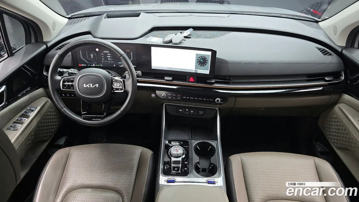 Kia Carnival — фото 4