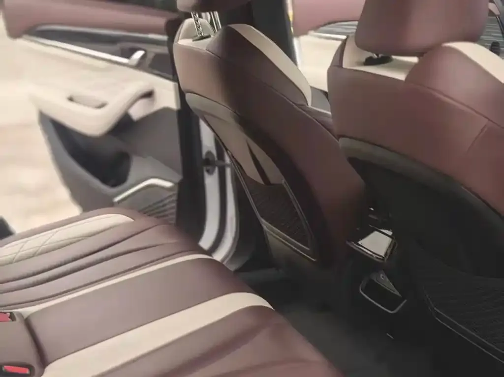 Geely Xingyue L 2024 из CN, фото 4