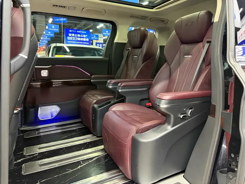 Hongqi HQ9 2023 из CN, фото 7