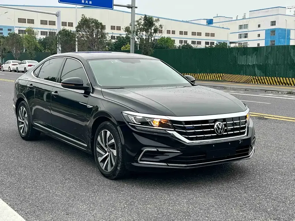 Volkswagen Passat New Energy 2021 из CN, фото 8