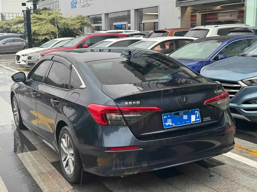 Honda Civic — фото 8
