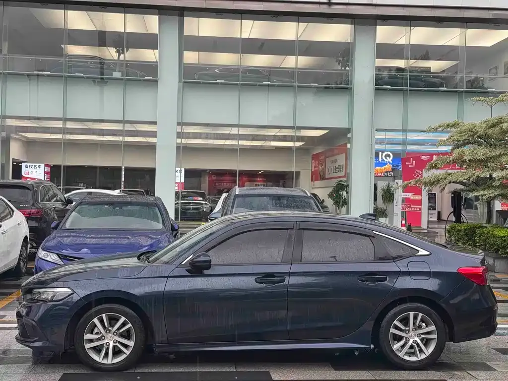 Honda Civic — фото 7