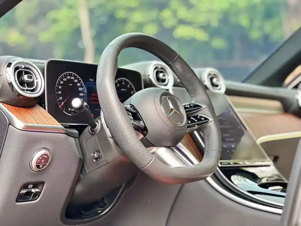 Mercedes-Benz GLC 2024 из CN, фото 2