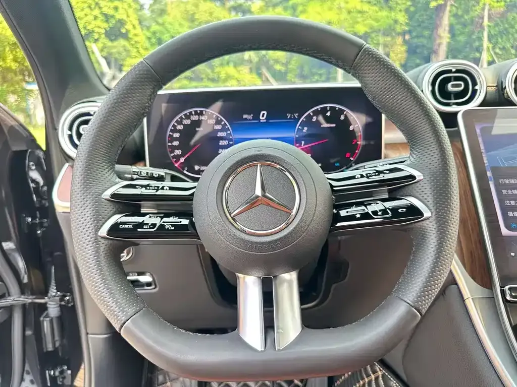 Mercedes-Benz GLC 2024 из CN, фото 4