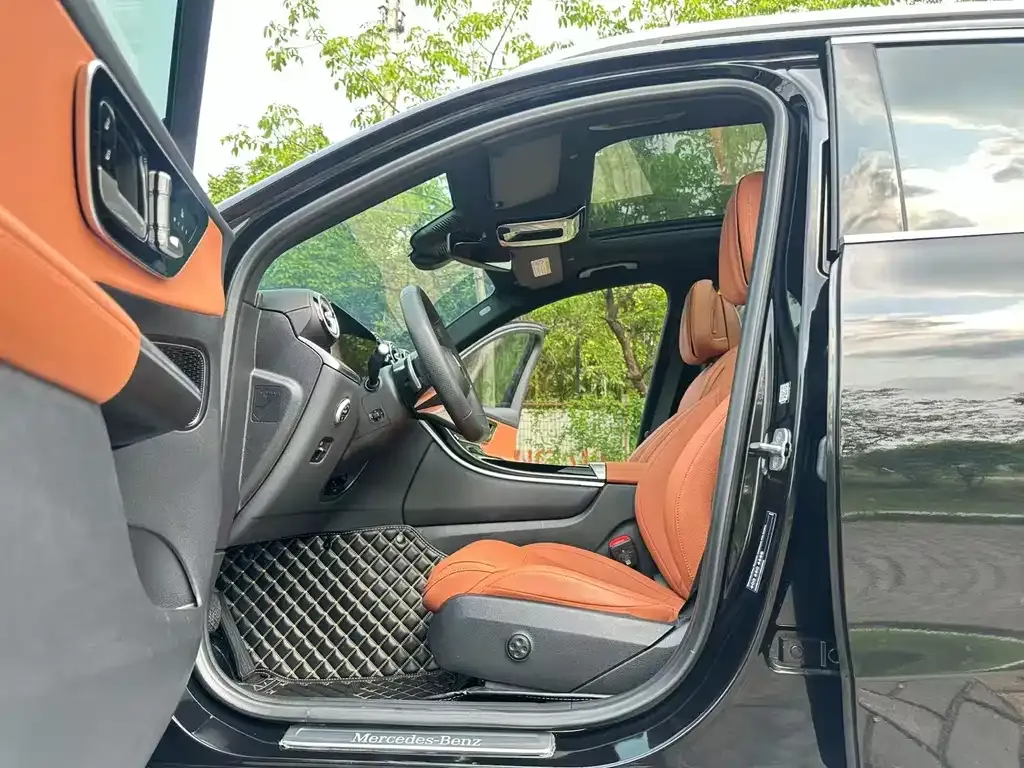 Mercedes-Benz GLC 2024 из CN, фото 6