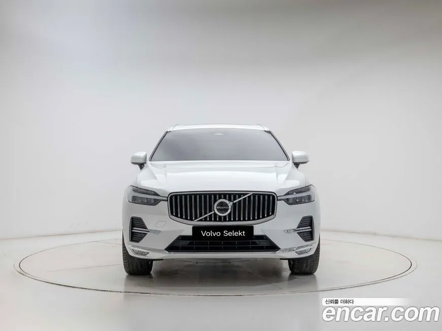 Volvo XC60 — фото 7