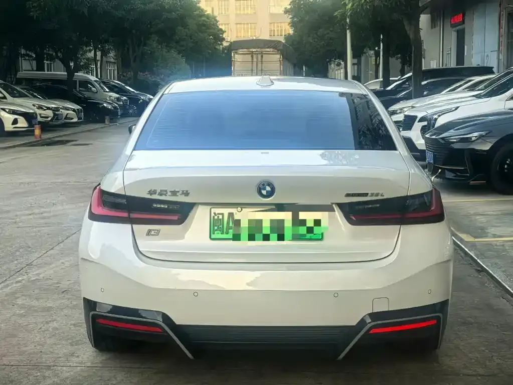 BMW i3 2023 из CN, фото 2