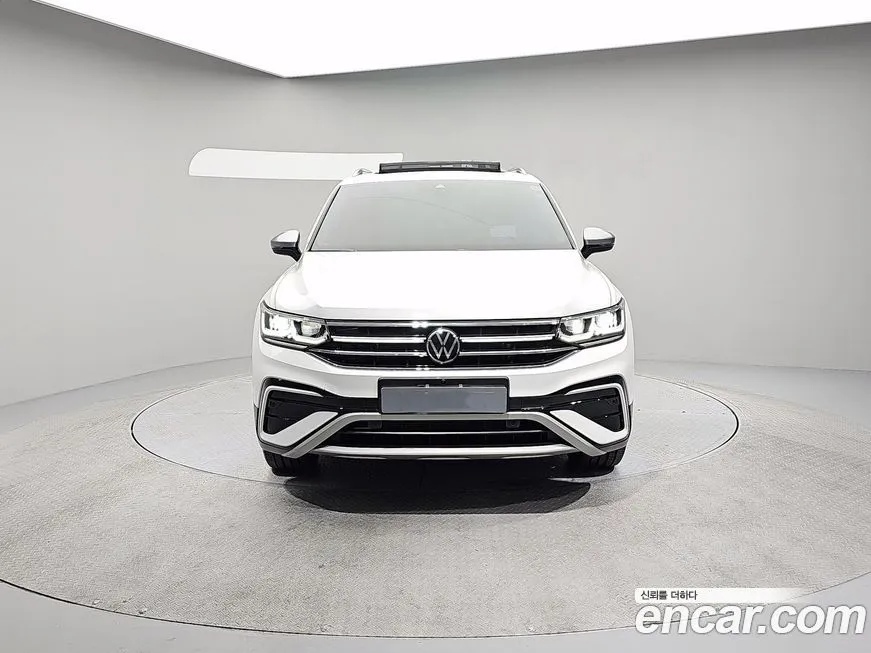 Volkswagen Tiguan — фото 2