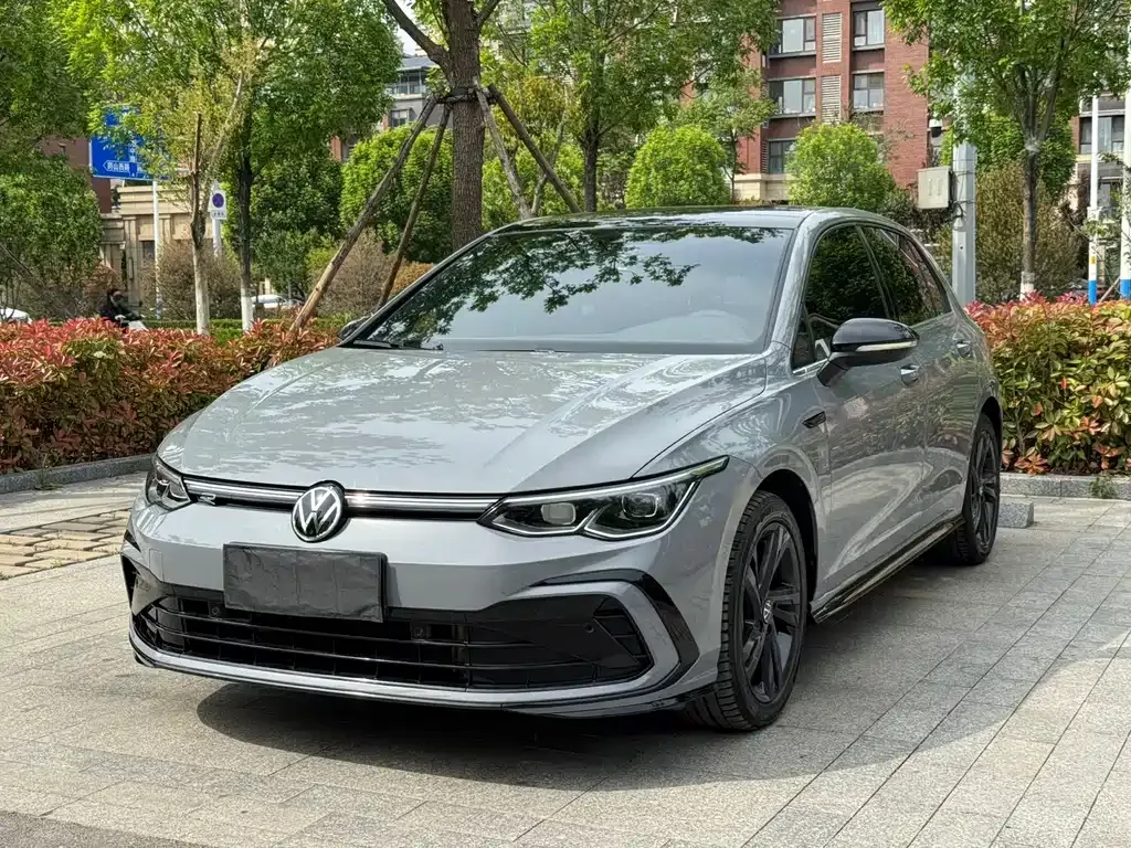 Volkswagen Golf 2022 из CN, фото 1
