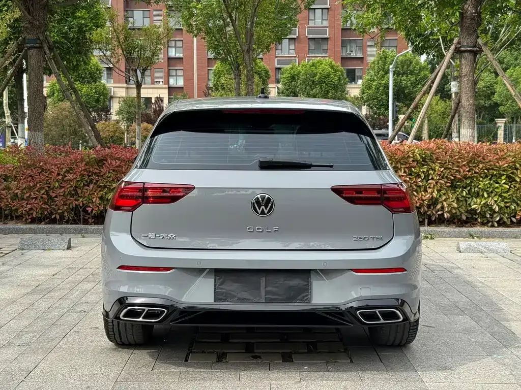 Volkswagen Golf 2022 из CN, фото 6
