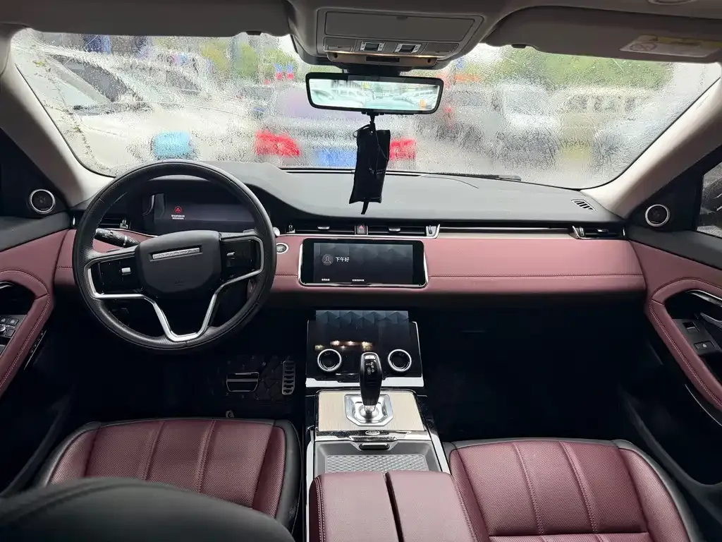 Land Rover Evoque 2023 из CN, фото 4