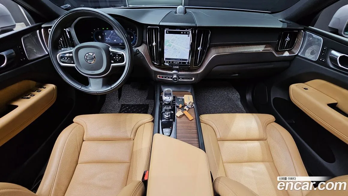 Volvo XC60 2022 из KR, фото 5