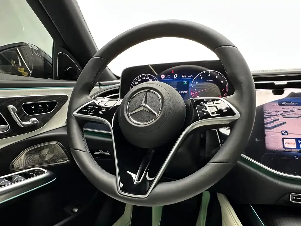 Mercedes-Benz E-Class 2024 из CN, фото 5
