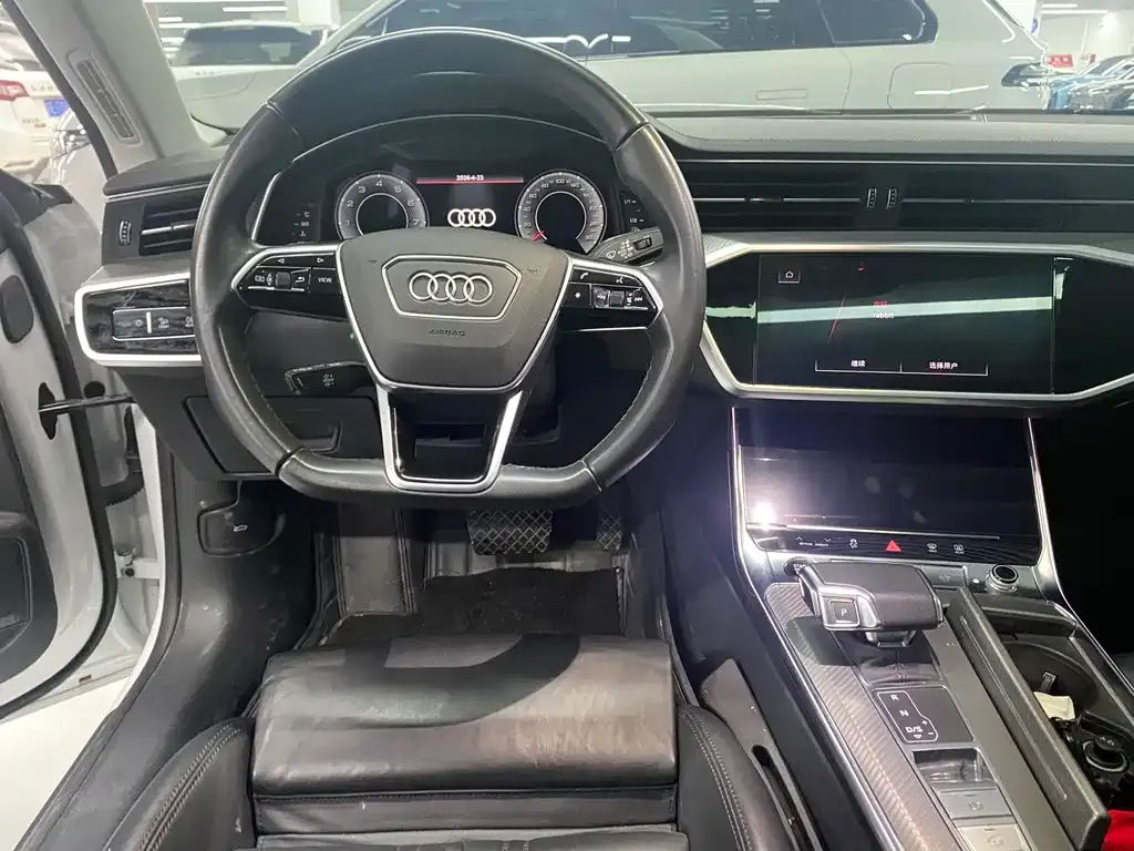 Audi A7 2022 из CN, фото 8
