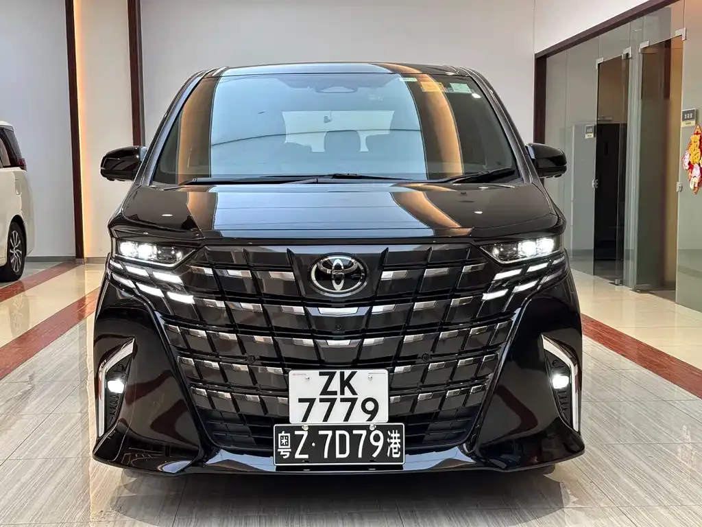 Toyota Alphard 2026 из CN, фото 1