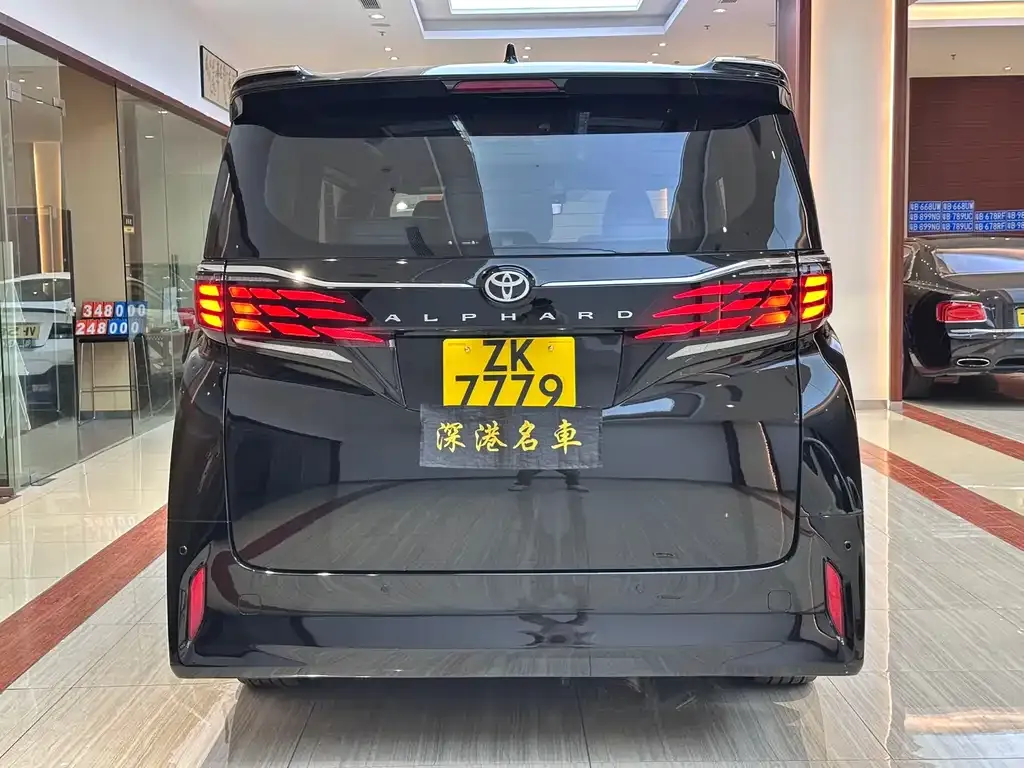Toyota Alphard 2026 из CN, фото 3