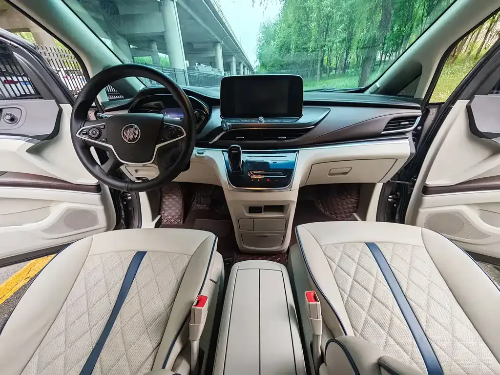 Buick GL8 2021 из CN, фото 6