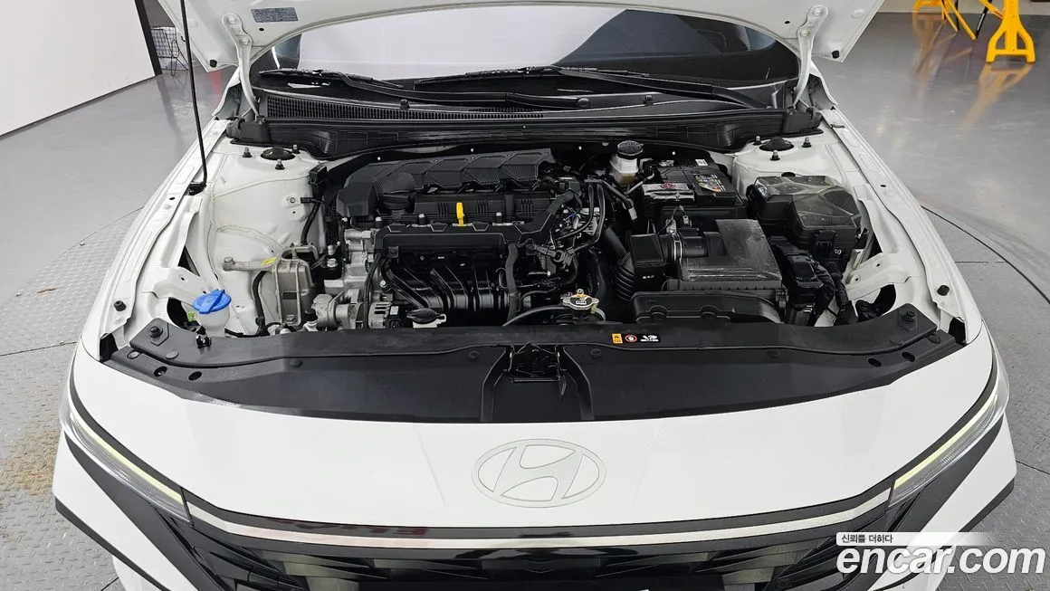 Hyundai AVANTE — фото 5