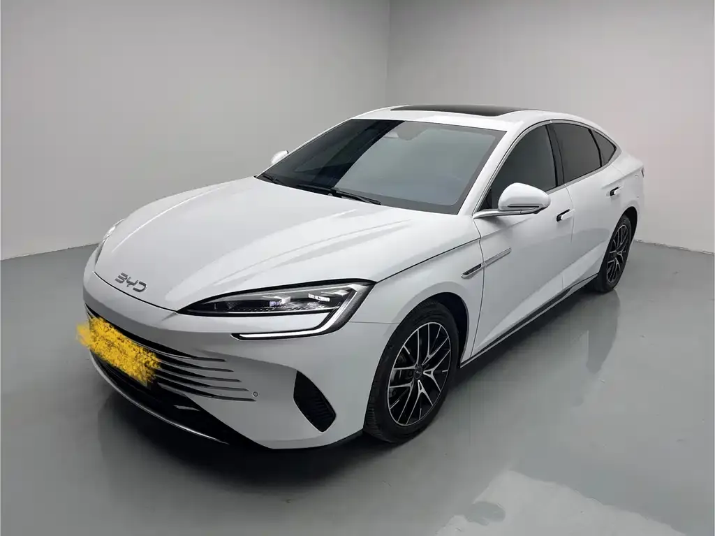 BYD Seal — фото 1