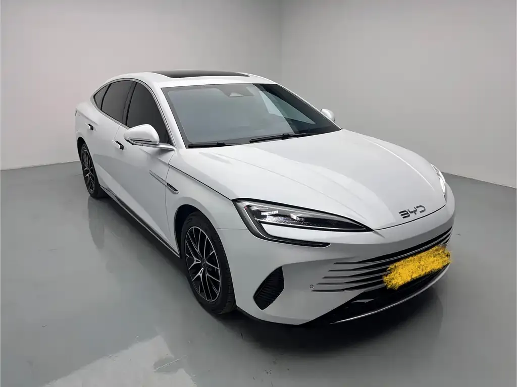 BYD Seal — фото 4