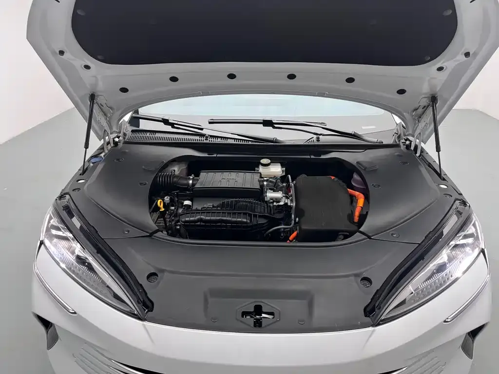 BYD Seal — фото 9